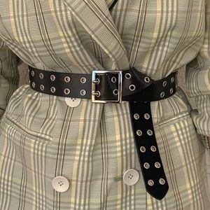 Urban Outfitters square double pong bet